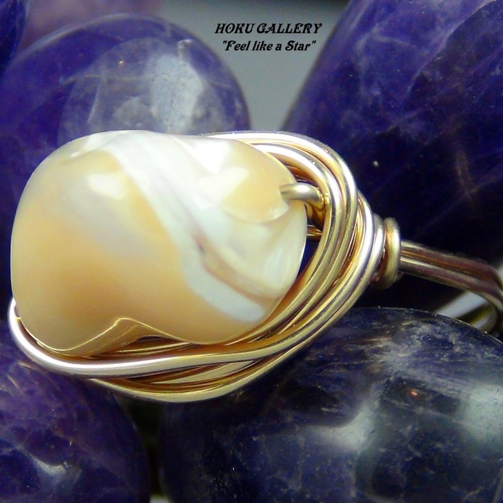 Mother of Pearl Nugget Ring, NWOT, w/20ga 14k Gold Filled Wire!! Handmade 7 1/4"